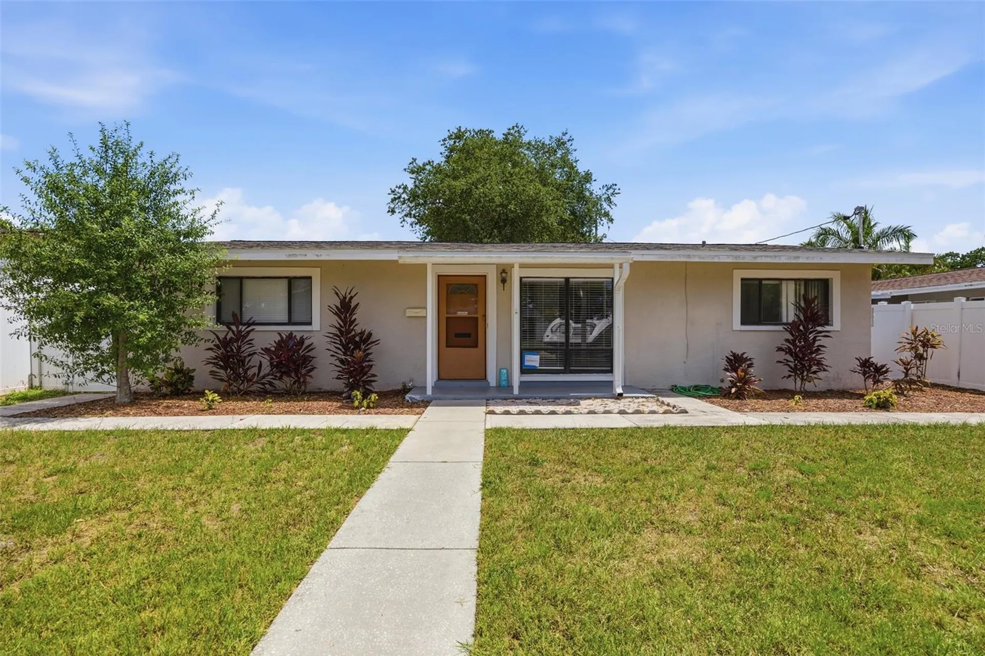 410 42nd Avenue NE St Petersburg FL 33703