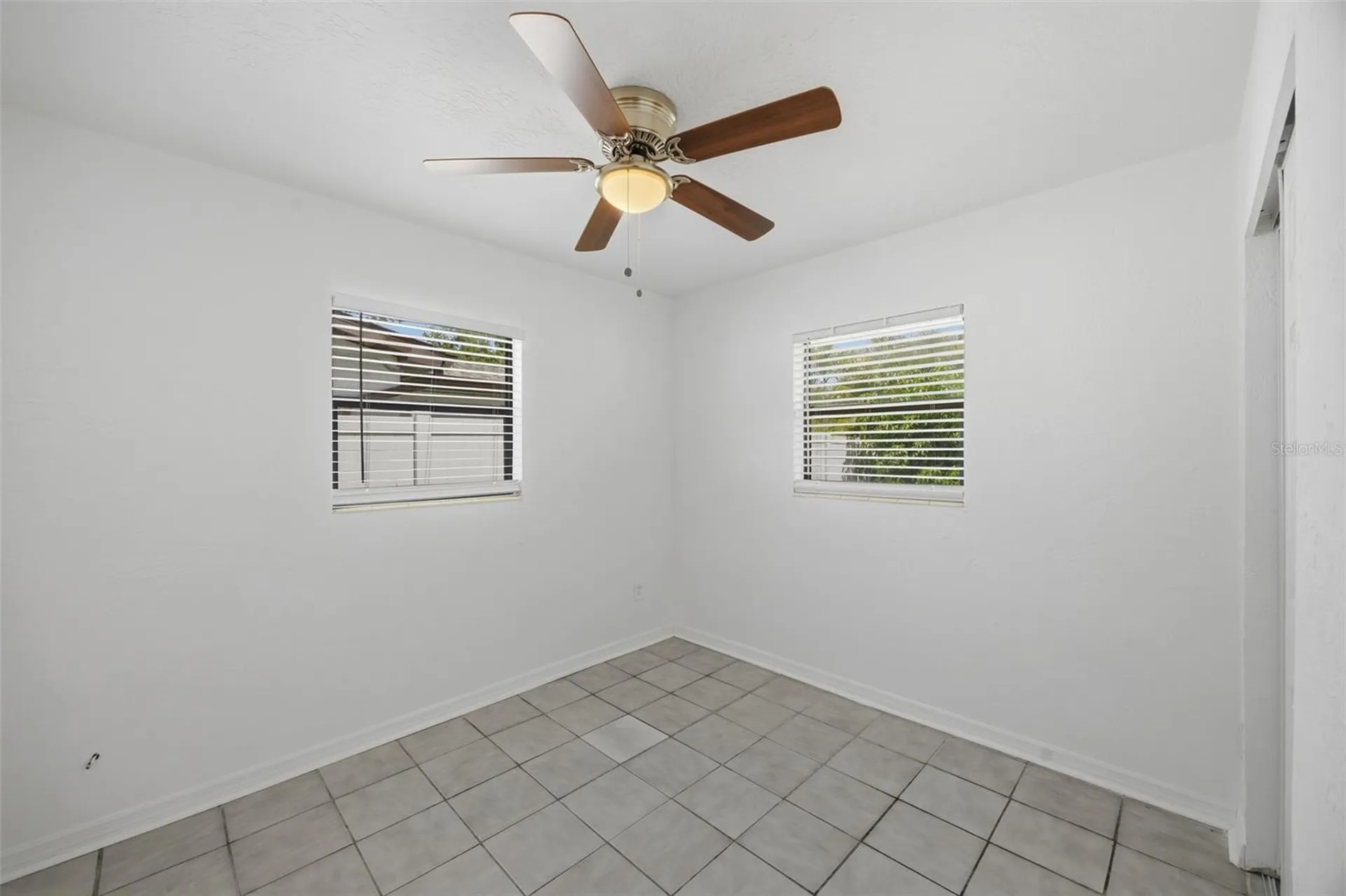 410 42nd Avenue NE St Petersburg FL 33703
