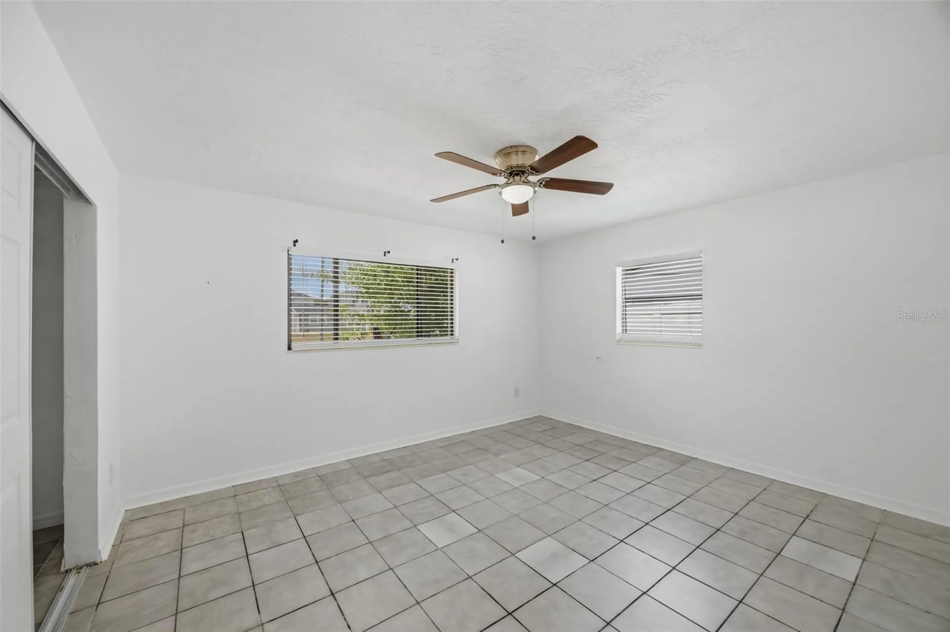 410 42nd Avenue NE St Petersburg FL 33703