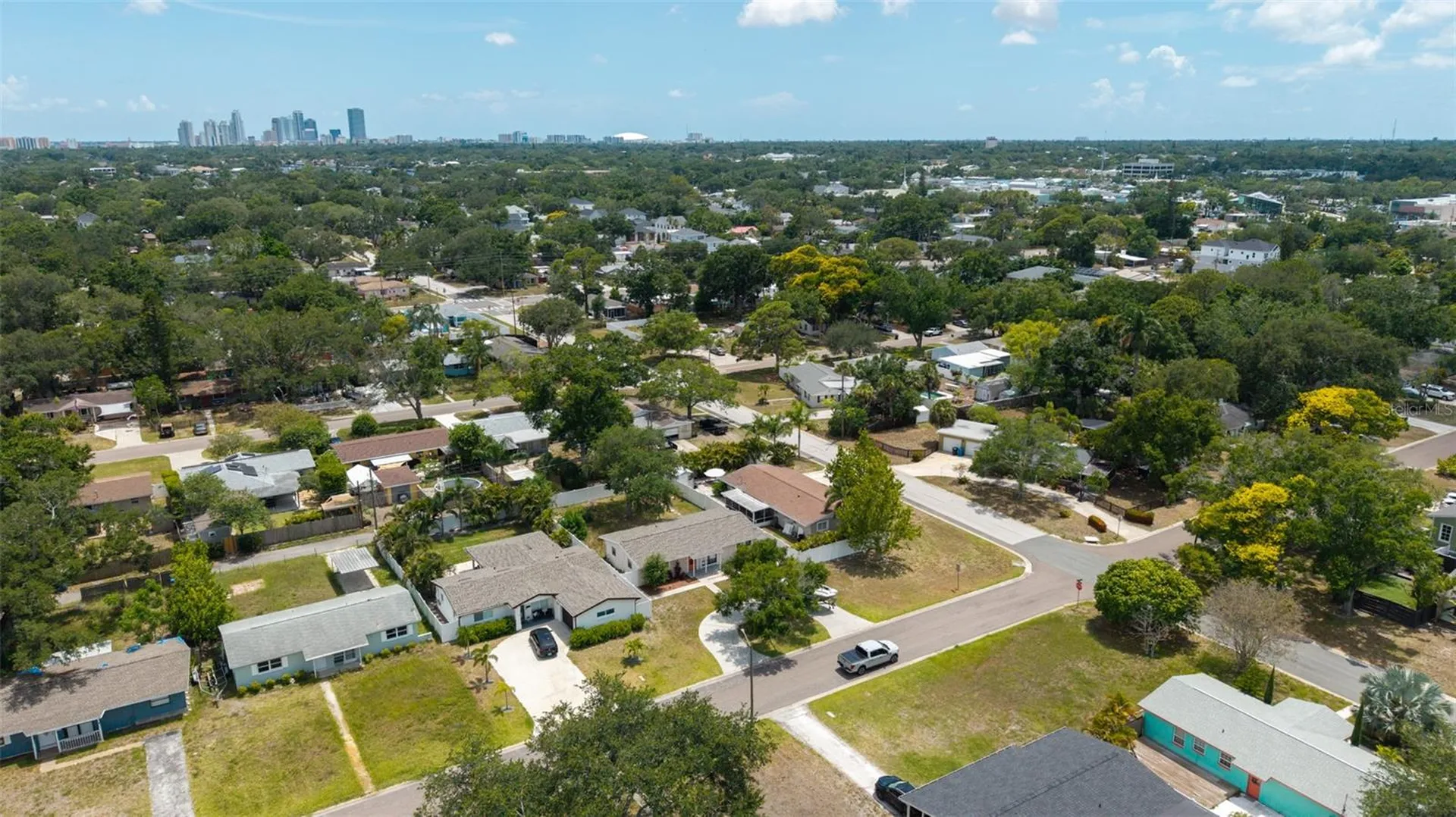 410 42nd Avenue NE St Petersburg FL 33703