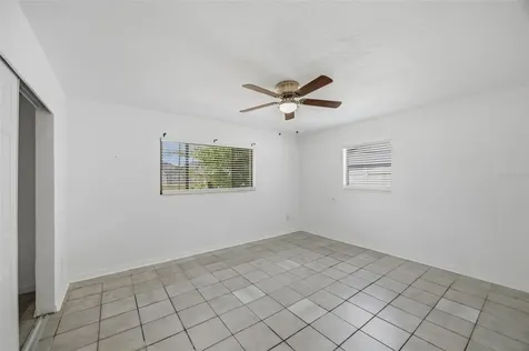410 42nd Avenue NE St Petersburg FL 33703