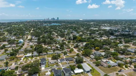 410 42nd Avenue NE St Petersburg FL 33703