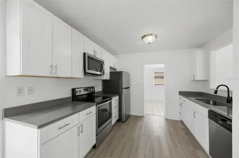 410 42nd Avenue NE St Petersburg FL 33703