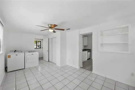 410 42nd Avenue NE St Petersburg FL 33703