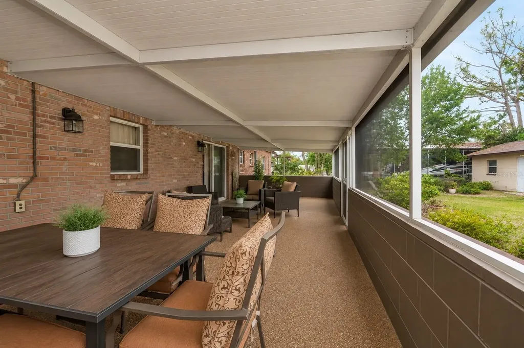 12212 Floral Lane Thonotosassa FL 33592