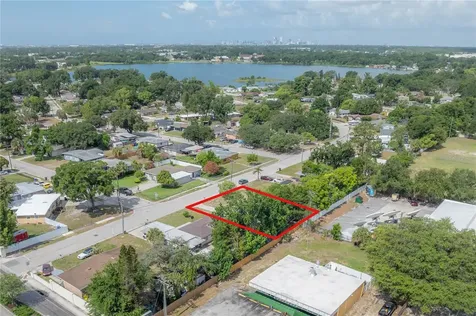 7006 Thrasher Drive Tampa FL 33610