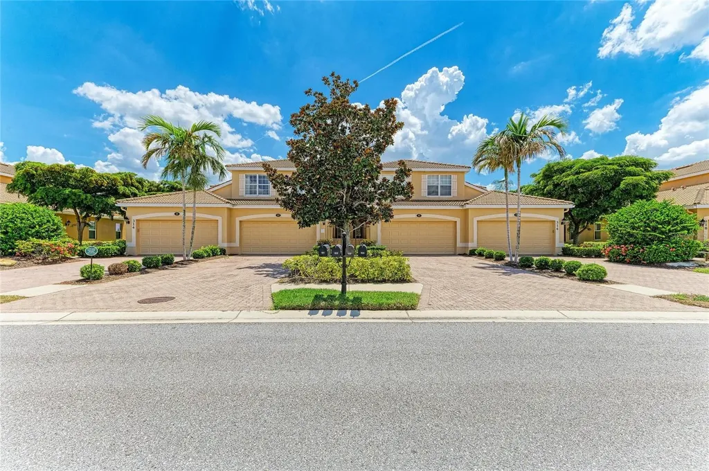 314 Winding Brook Lane Bradenton FL 34212