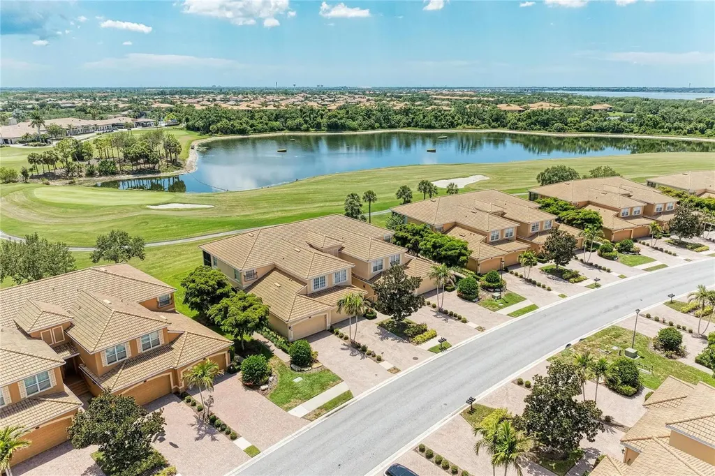 314 Winding Brook Lane Bradenton FL 34212