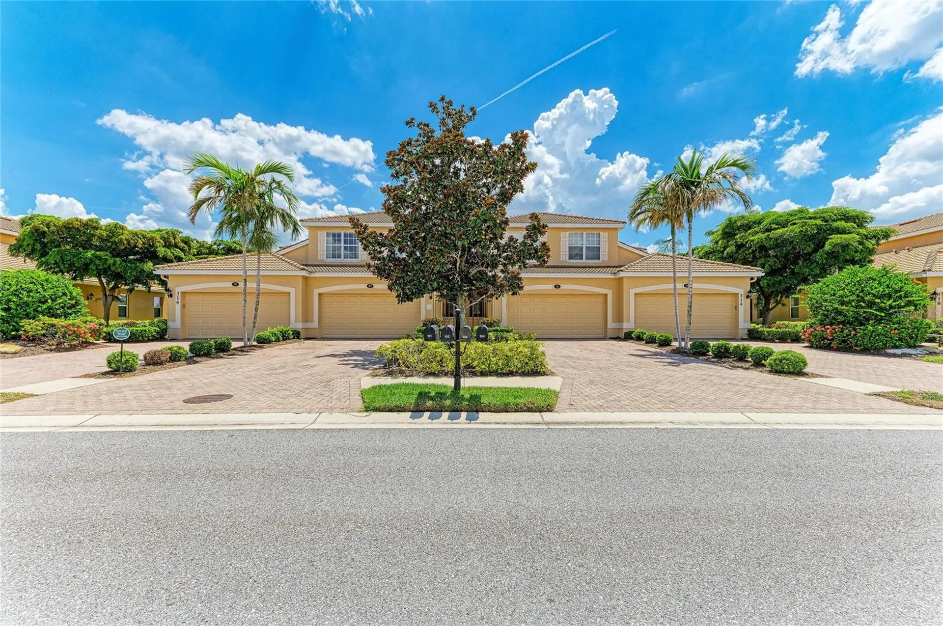 314 Winding Brook Lane Bradenton FL 34212
