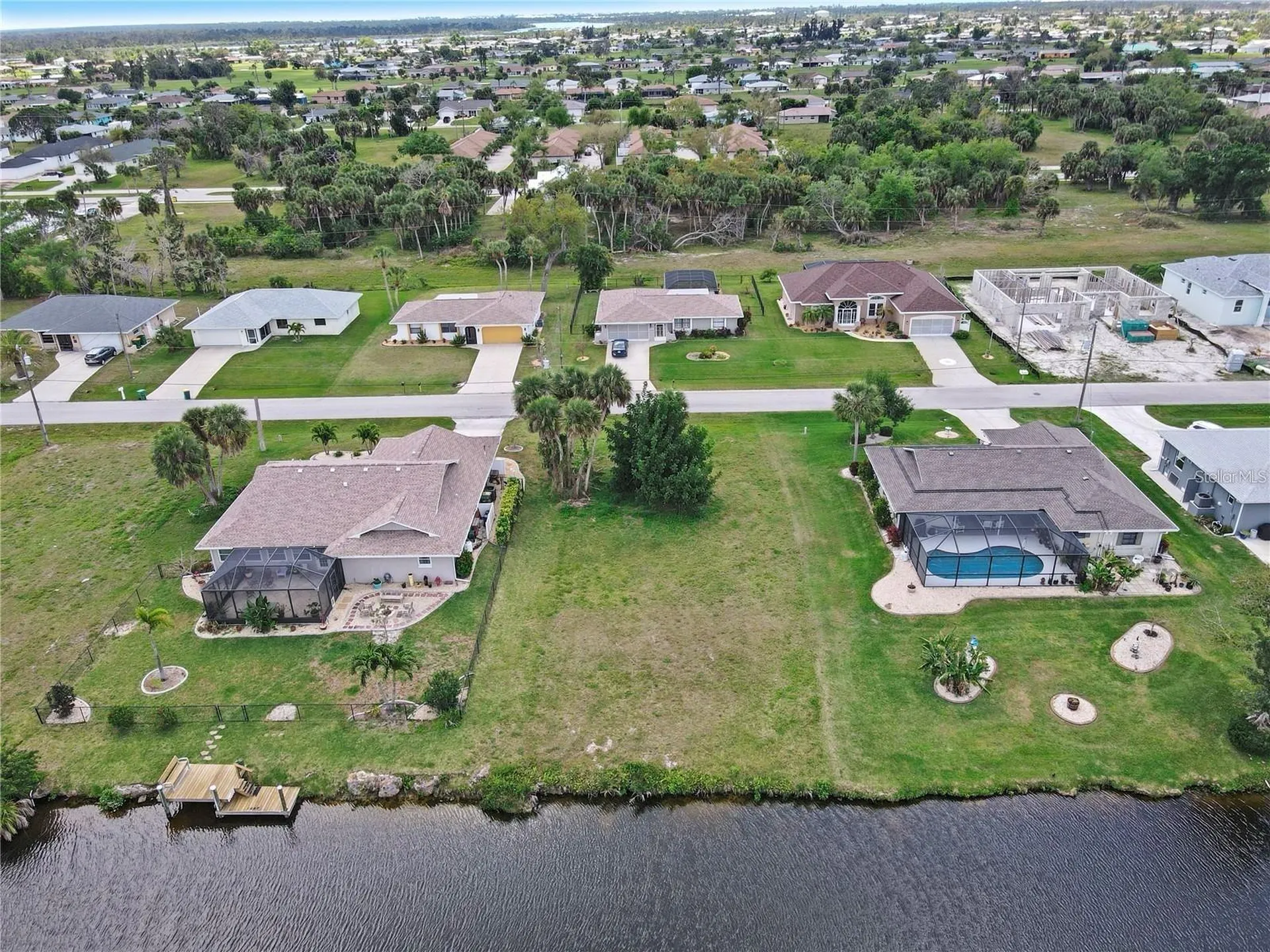 82 Mark Twain Lane Rotonda West FL 33947