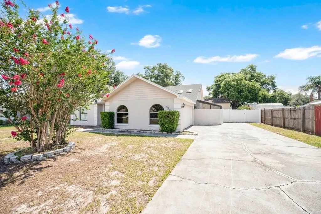 8327 Maid Marions Trail Lakeland FL 33809