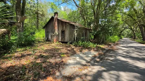 304 NW 5th Street Micanopy FL 32667