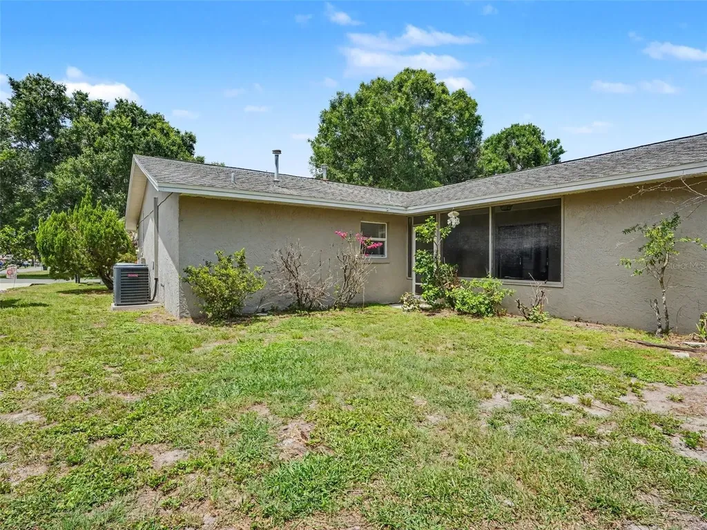 406 Lake Daisy Drive Winter Haven FL 33884