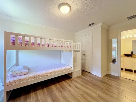 5915 Buford Street Orlando FL 32835