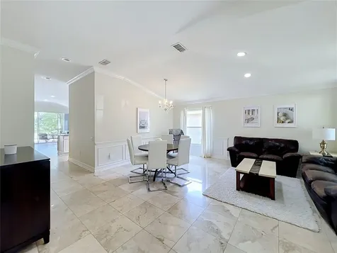 5915 Buford Street Orlando FL 32835