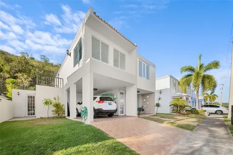N13 Calle Boriken Urb. Alturas Del Encanto Juana Diaz PR 00795