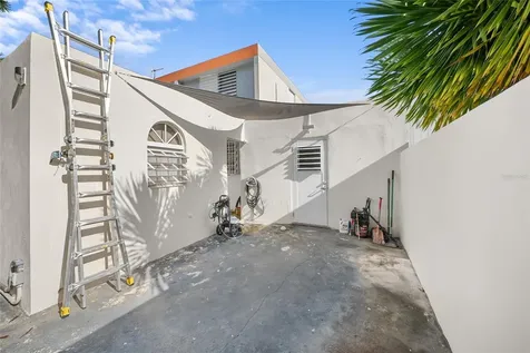 N13 Calle Boriken Urb. Alturas Del Encanto Juana Diaz PR 00795