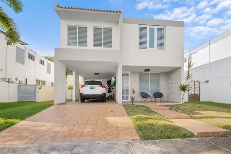 N13 Calle Boriken Urb. Alturas Del Encanto Juana Diaz PR 00795