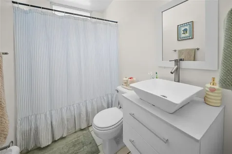 N13 Calle Boriken Urb. Alturas Del Encanto Juana Diaz PR 00795