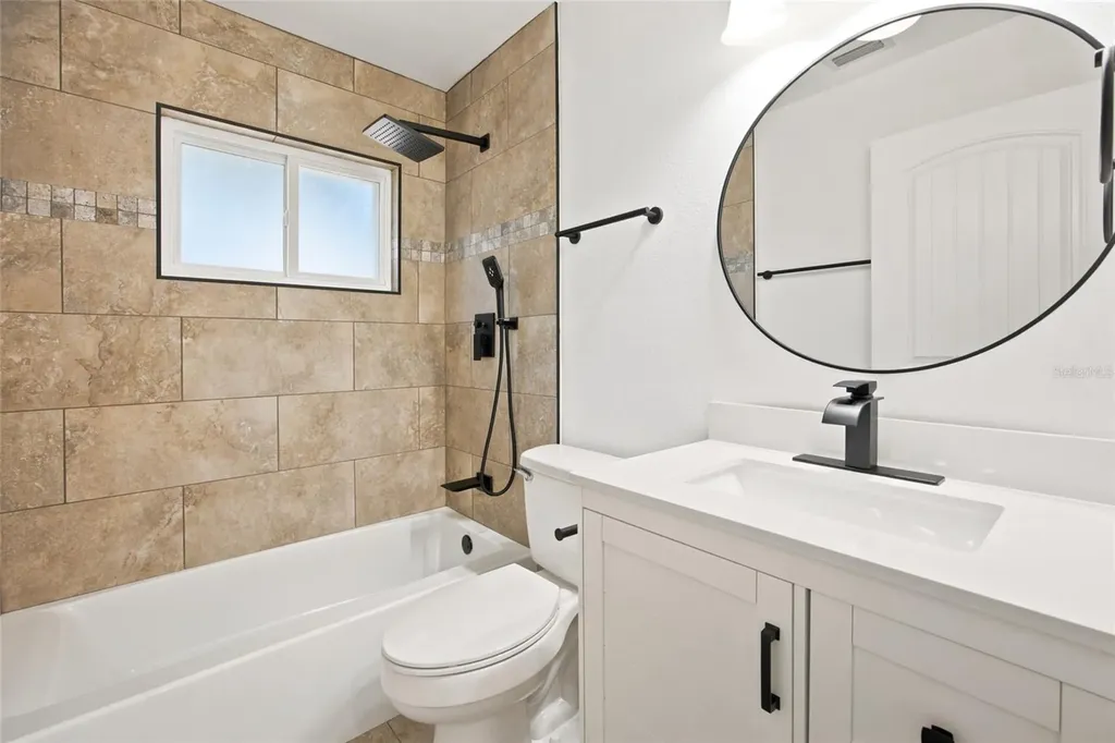 21 Oak Court Eustis FL 32726