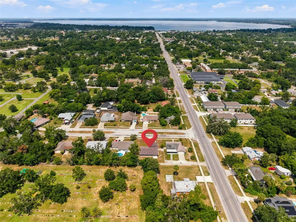 21 Oak Court Eustis FL 32726