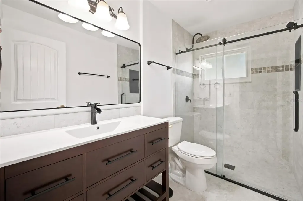 21 Oak Court Eustis FL 32726