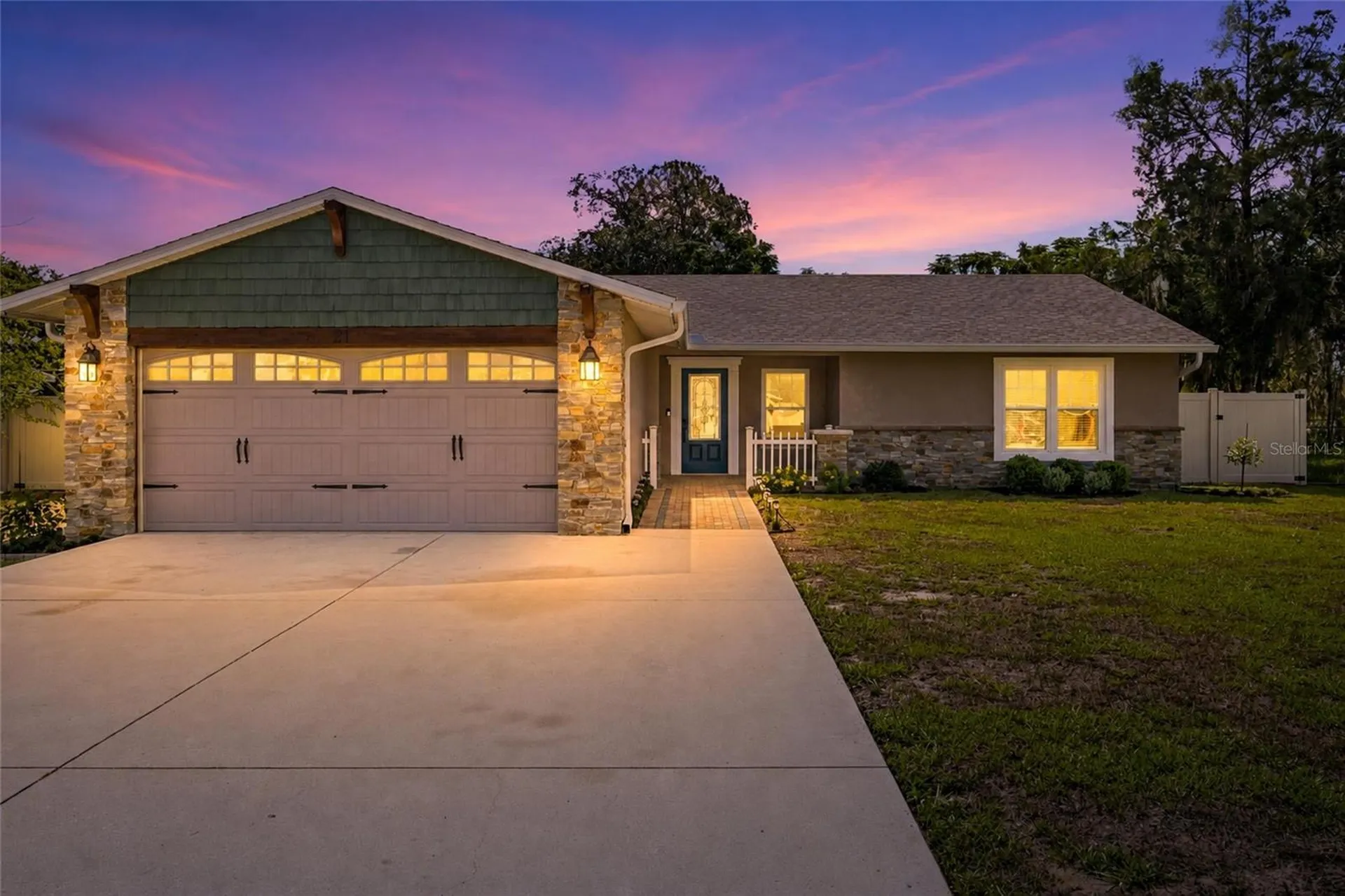 21 Oak Court Eustis FL 32726