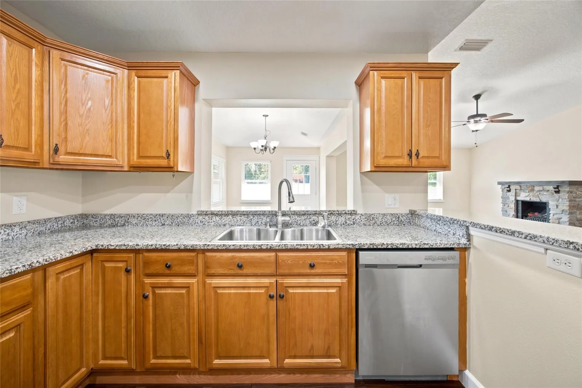 21 Oak Court Eustis FL 32726
