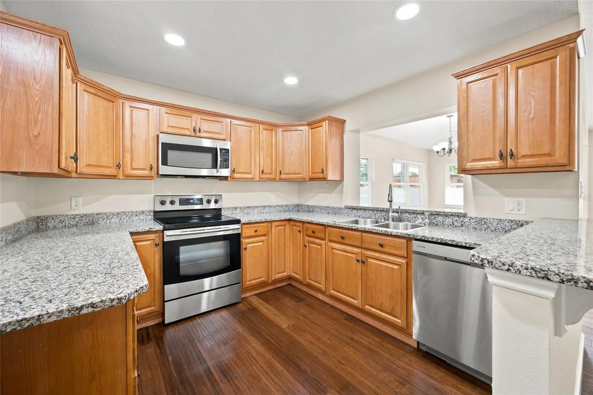 21 Oak Court Eustis FL 32726
