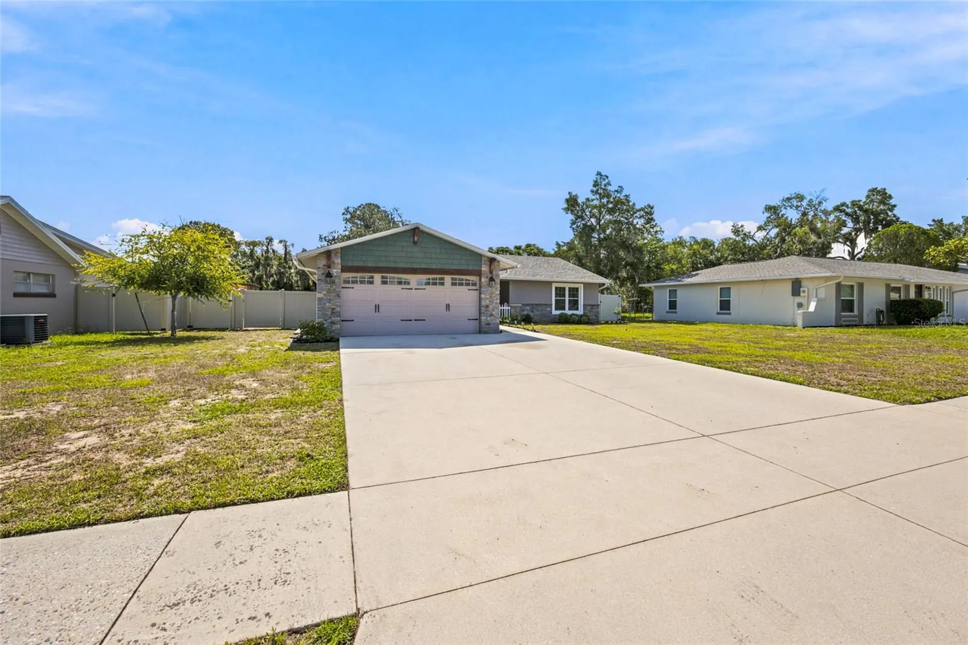 21 Oak Court Eustis FL 32726