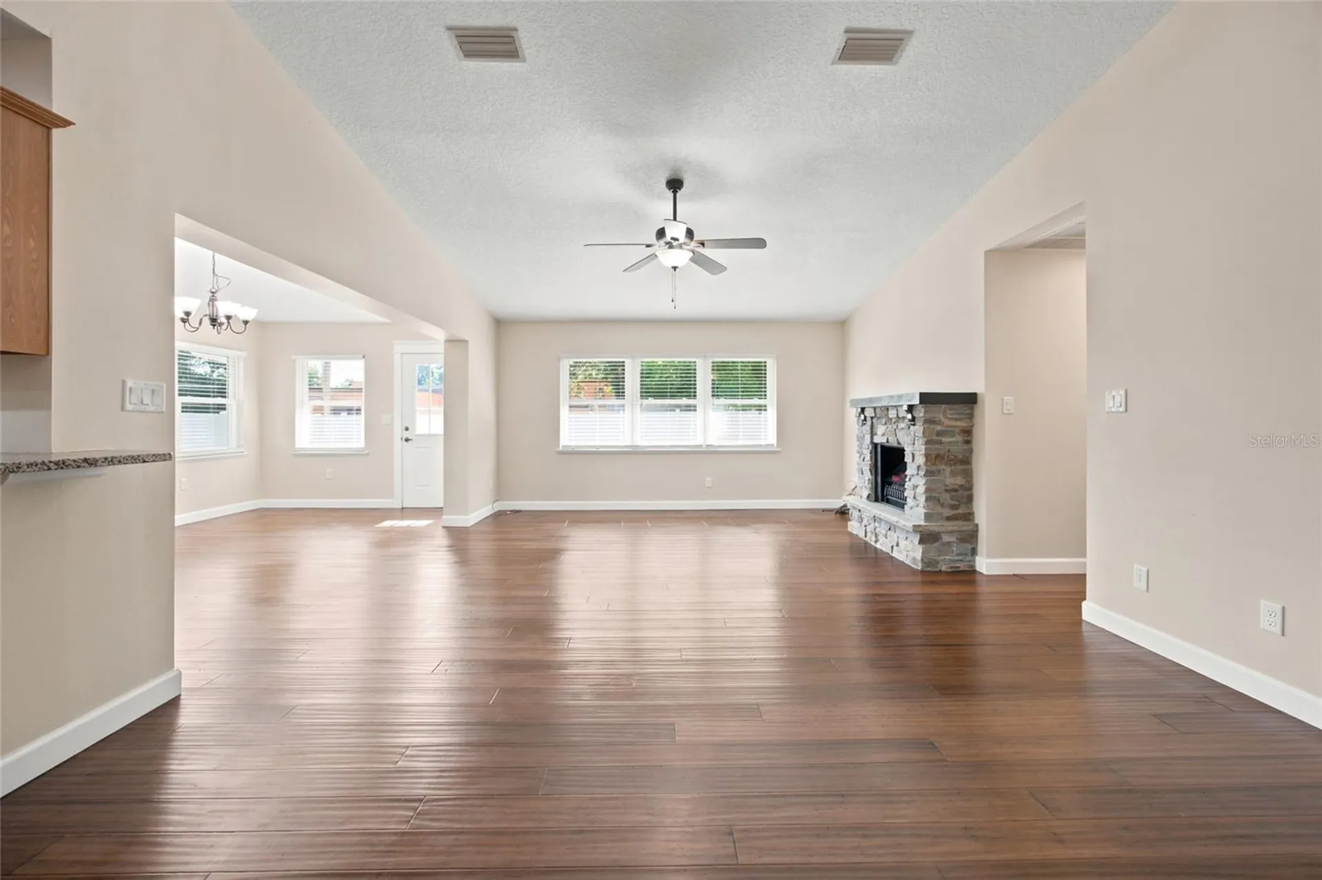 21 Oak Court Eustis FL 32726