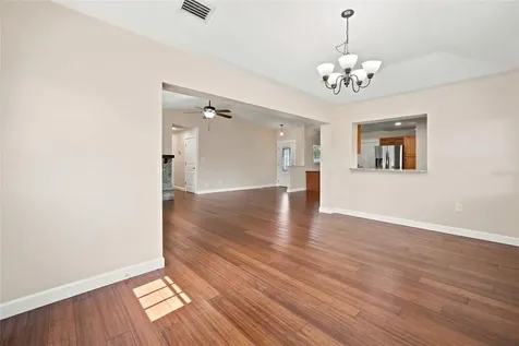 21 Oak Court Eustis FL 32726