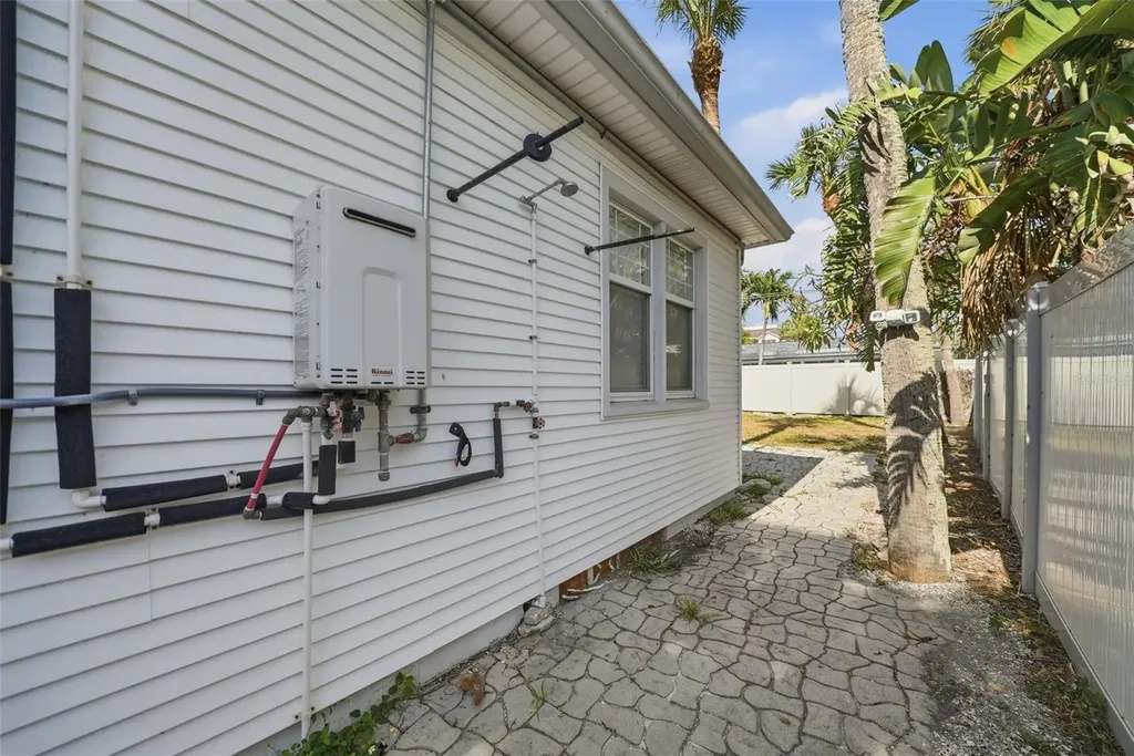 726 Mandalay Avenue Clearwater Beach FL 33767