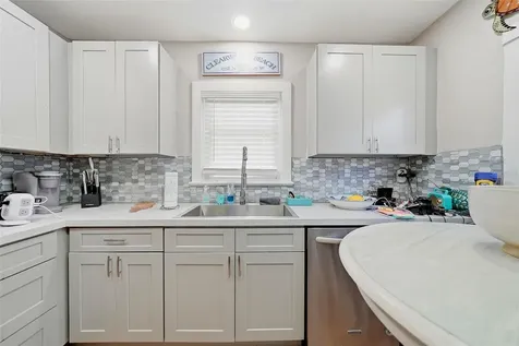 726 Mandalay Avenue Clearwater Beach FL 33767