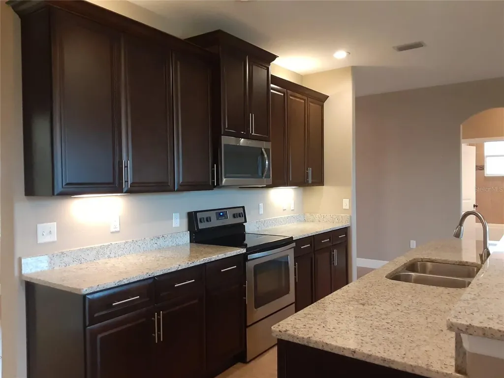 33848 Emerald Pond Loop Leesburg FL 34788