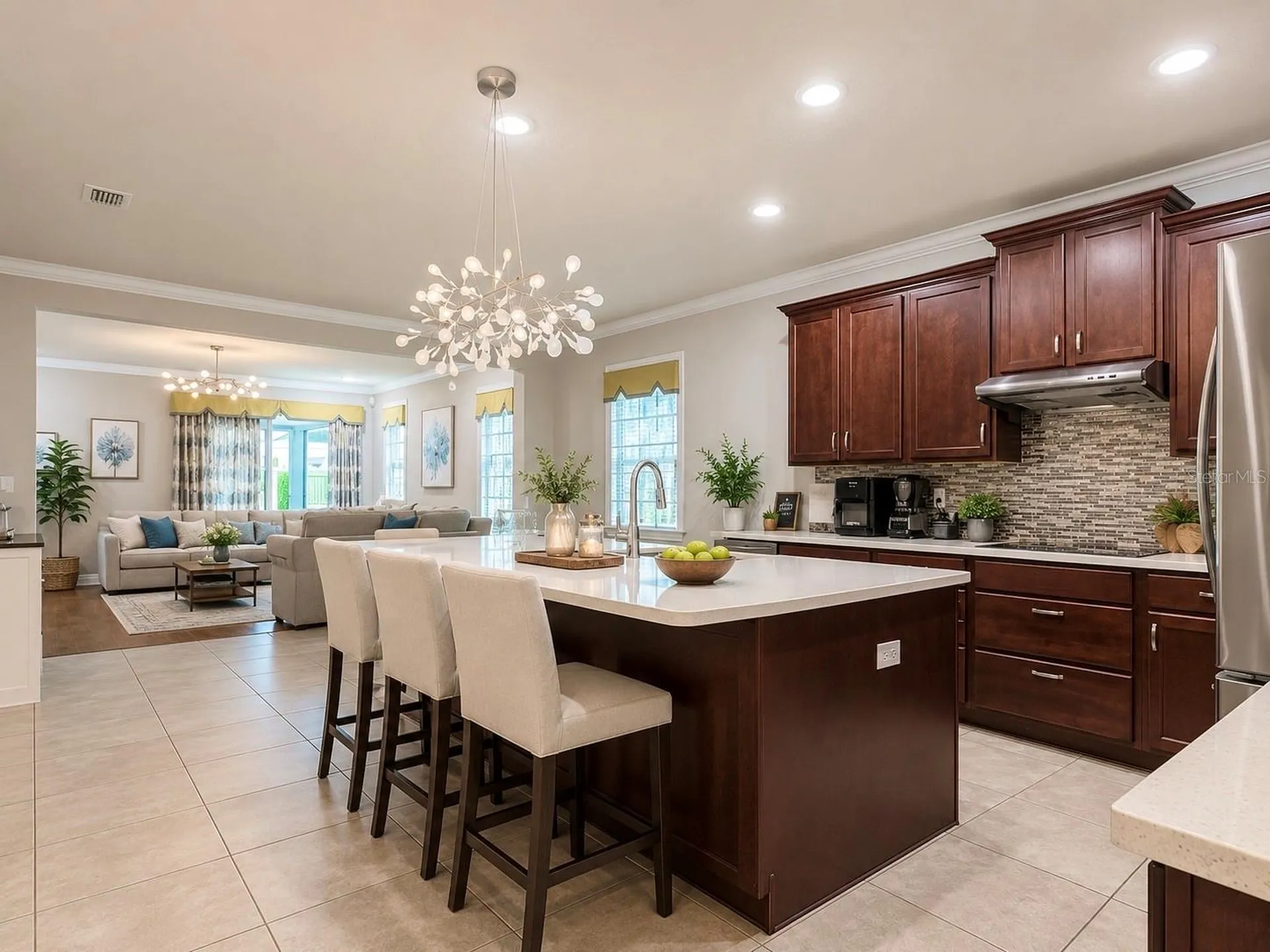 2916 Chantilly Avenue Kissimmee FL 34741