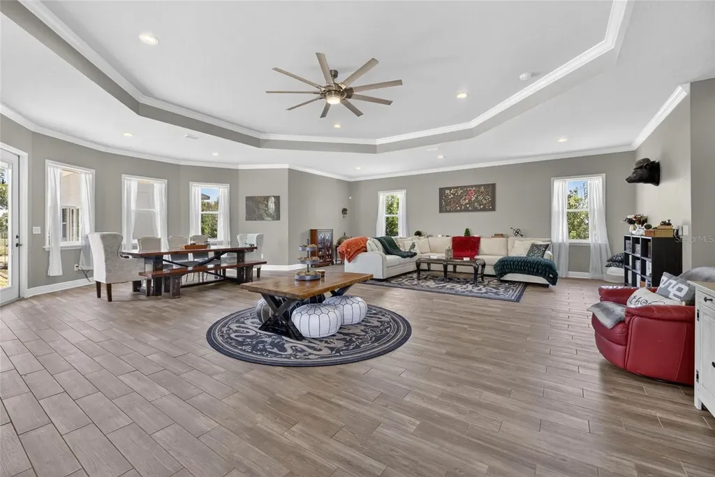 3016 Smilodon Trail Ruskin FL 33570