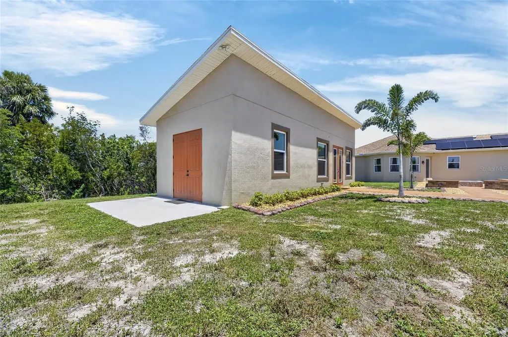 3016 Smilodon Trail Ruskin FL 33570
