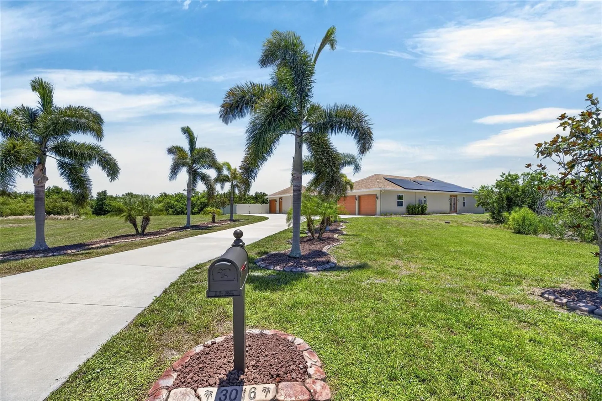 3016 Smilodon Trail Ruskin FL 33570
