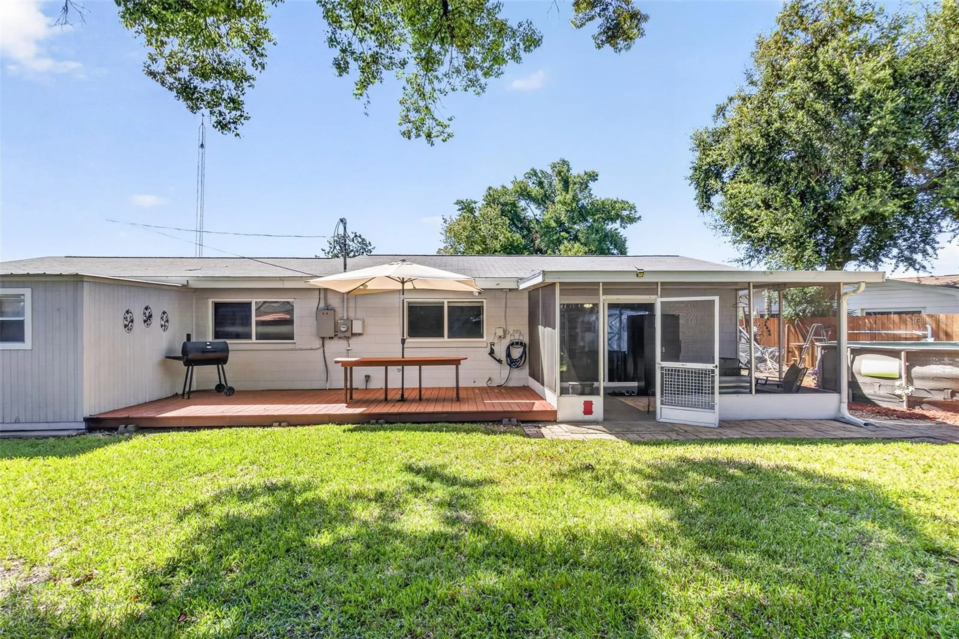 2021 Oliver Place Winter Haven FL 33881