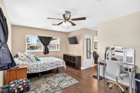 2021 Oliver Place Winter Haven FL 33881