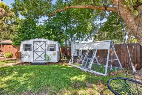 2021 Oliver Place Winter Haven FL 33881