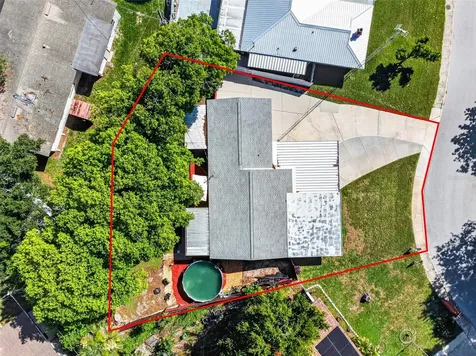 2021 Oliver Place Winter Haven FL 33881