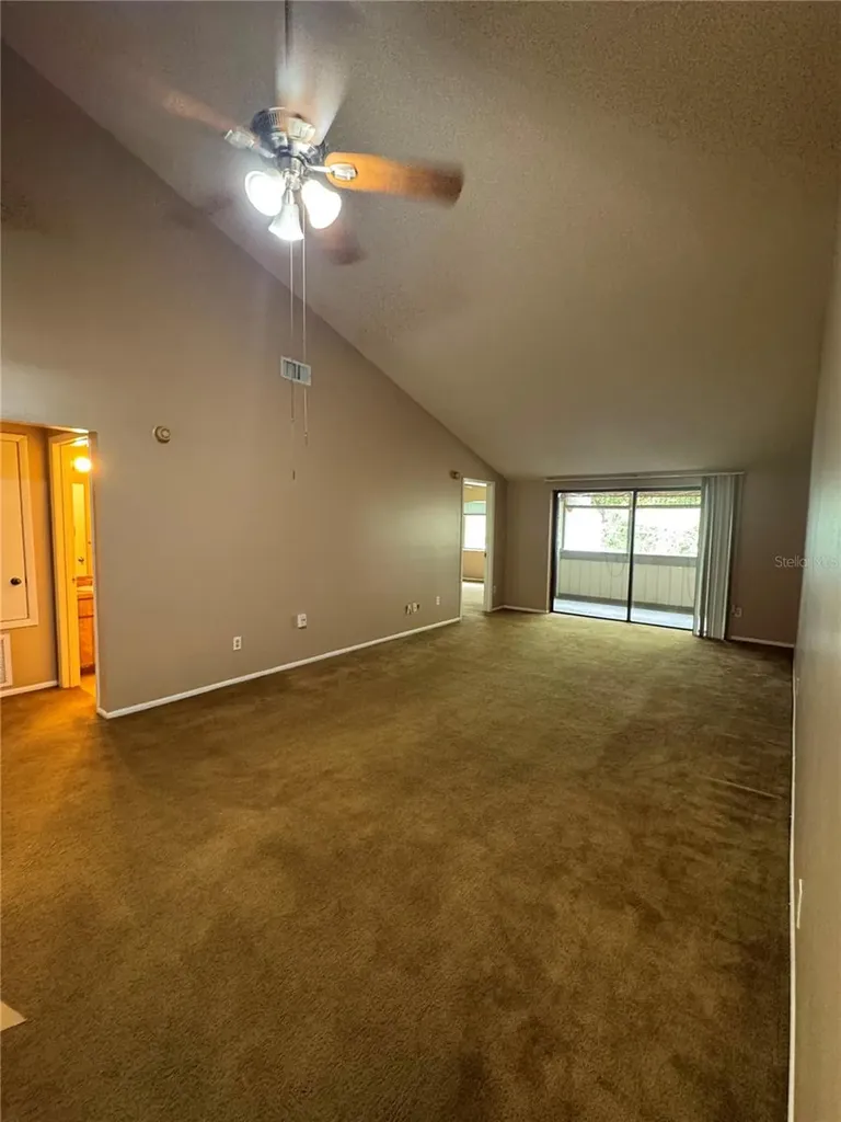 5359 Vineland Road Orlando FL 32811