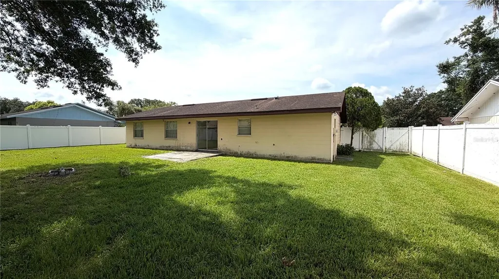 2016 Woodbridge Lane Lakeland FL 33813