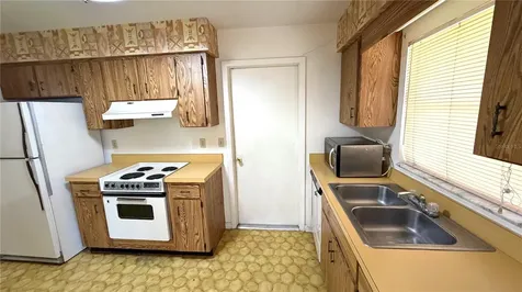 2016 Woodbridge Lane Lakeland FL 33813