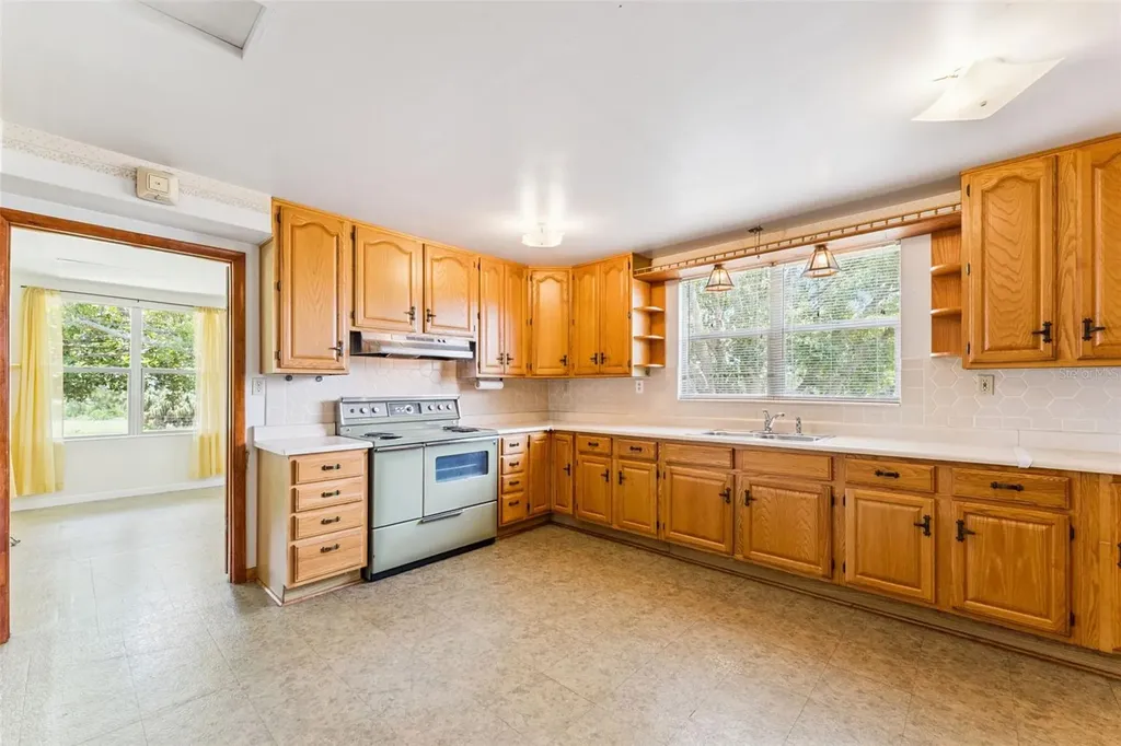 12017 C W Harrell Road Clermont FL 34711