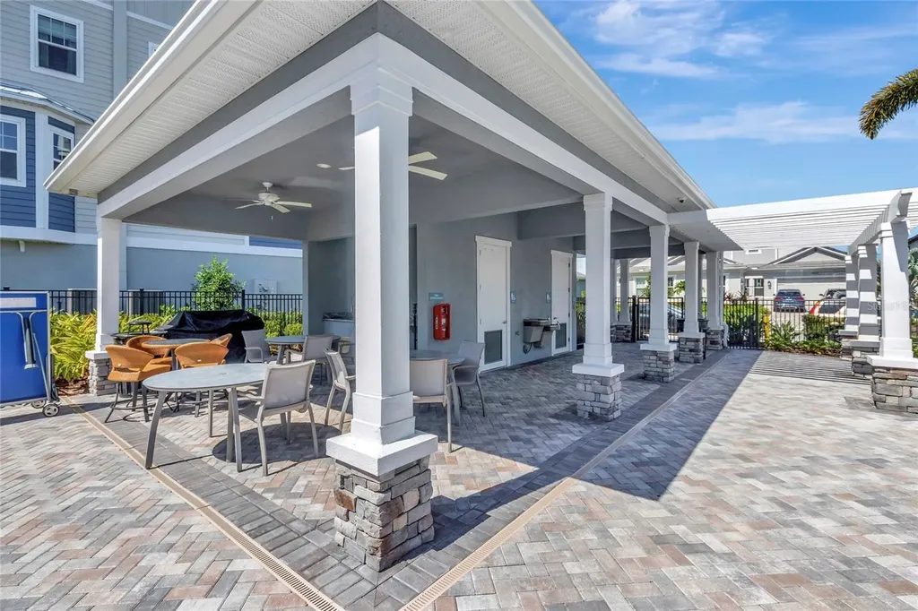 4063 Rocky Shores Drive Tampa FL 33634