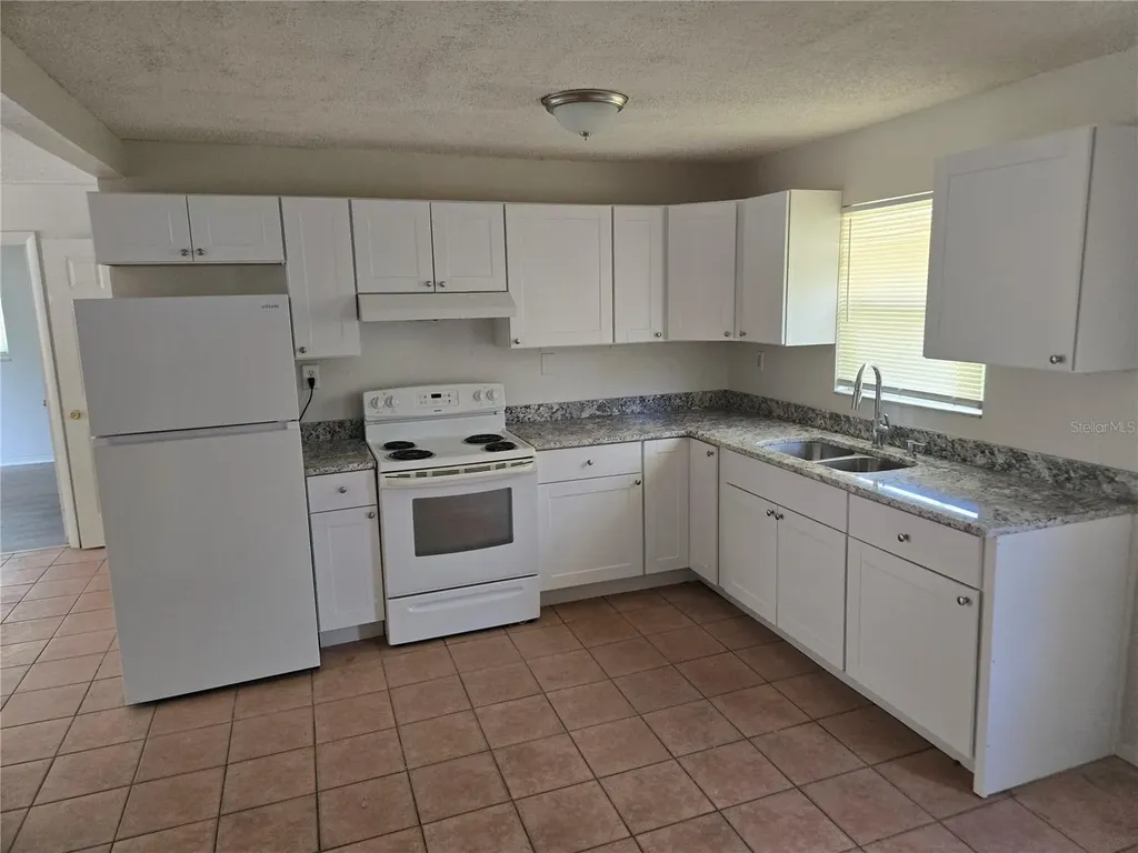 843 41st Street S St Petersburg FL 33711