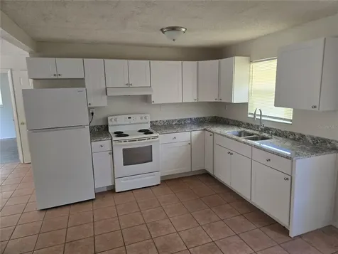 843 41st Street S St Petersburg FL 33711